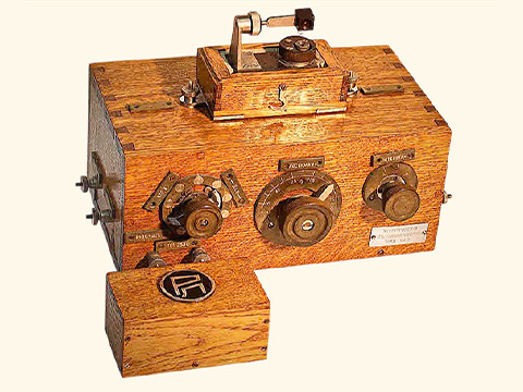 Изобретения Олега Лосева, которые потрясли мир. К 110-летию со дня рождения учёного