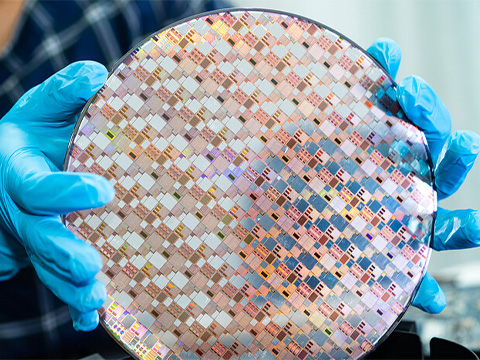 Новый российский дизайн-центр микроэлектроники оснастят импортными установщиками компонентов на платы