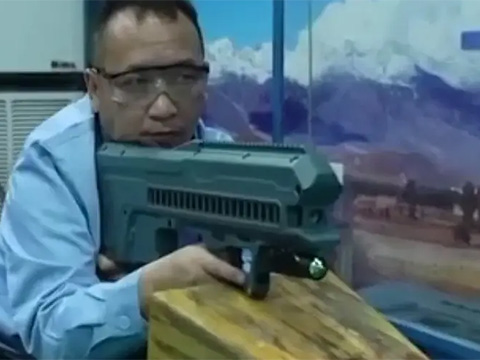 Китай тестирует компактную гаусс-пушку для полиции: ставка на регулируемую мощность и скрытность