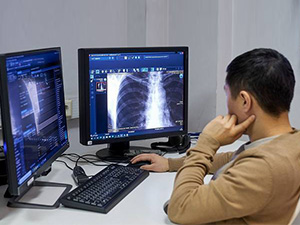 В поликлиниках Москвы внедрят анализ рентгеновских снимков с помощью нейросети