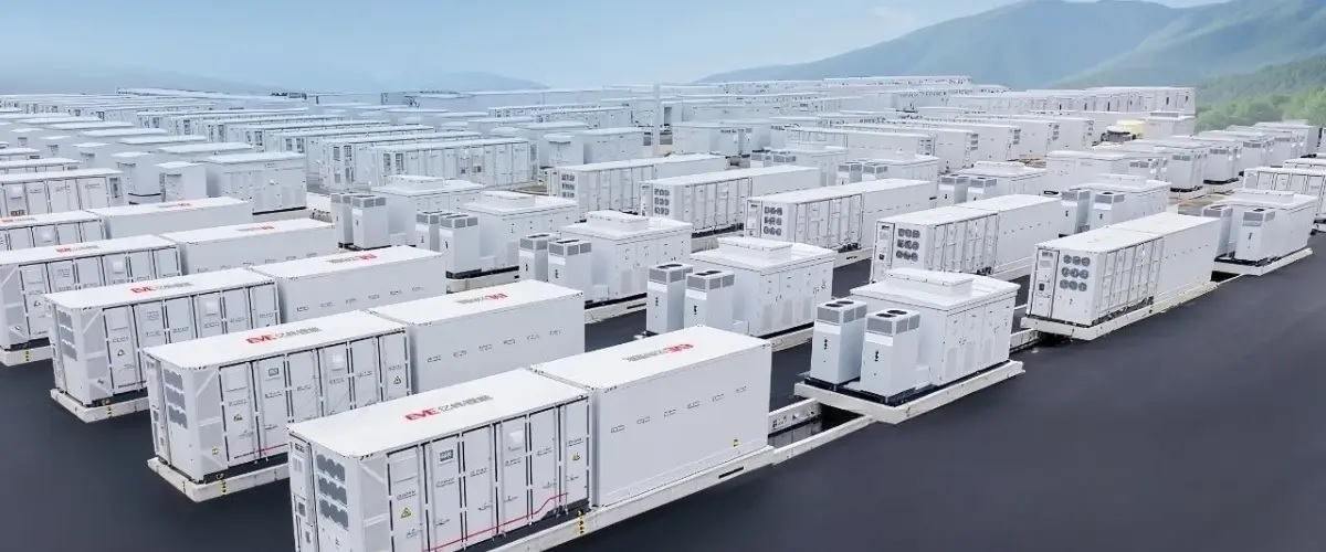 Гигантский шаг в хранении энергии: запущена первая промышленная батарея на ячейках 628 А·ч