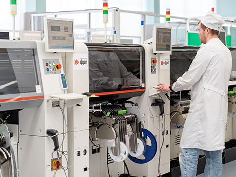 Ижевский радиозавод при участии ФРП запустил производство электронных модулей для базовых станций сотовой связи