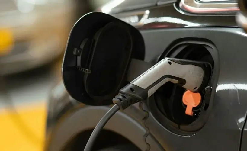 CATL представила батарею с ресурсом до 1,8 млн км и зарядкой за 12 минут