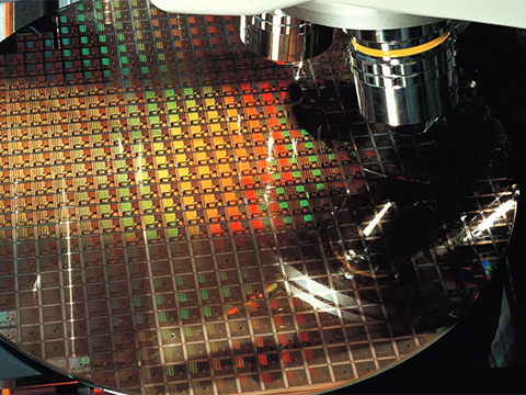 TSMC готовит революцию в упаковке чипов: новая технология CoPoS снизит стоимость ИИ-процессоров