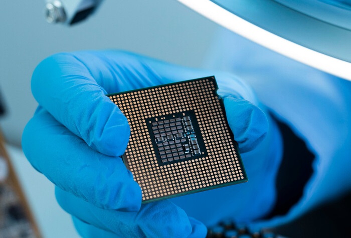 Шесть лет ожидания: предприятие Ростеха сорвало выпуск криптографического чипа для оборонки