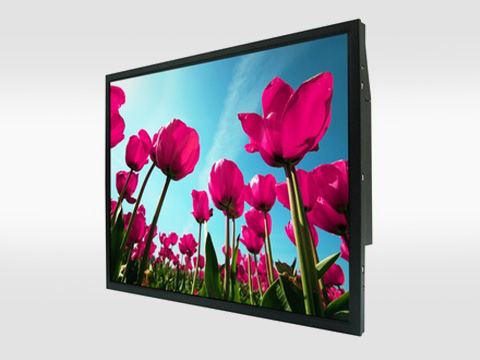 15 лет на вахте – сверхъяркий 15 дюймовый TFT дисплей с расширенным температурным диапазоном и длительной доступностью